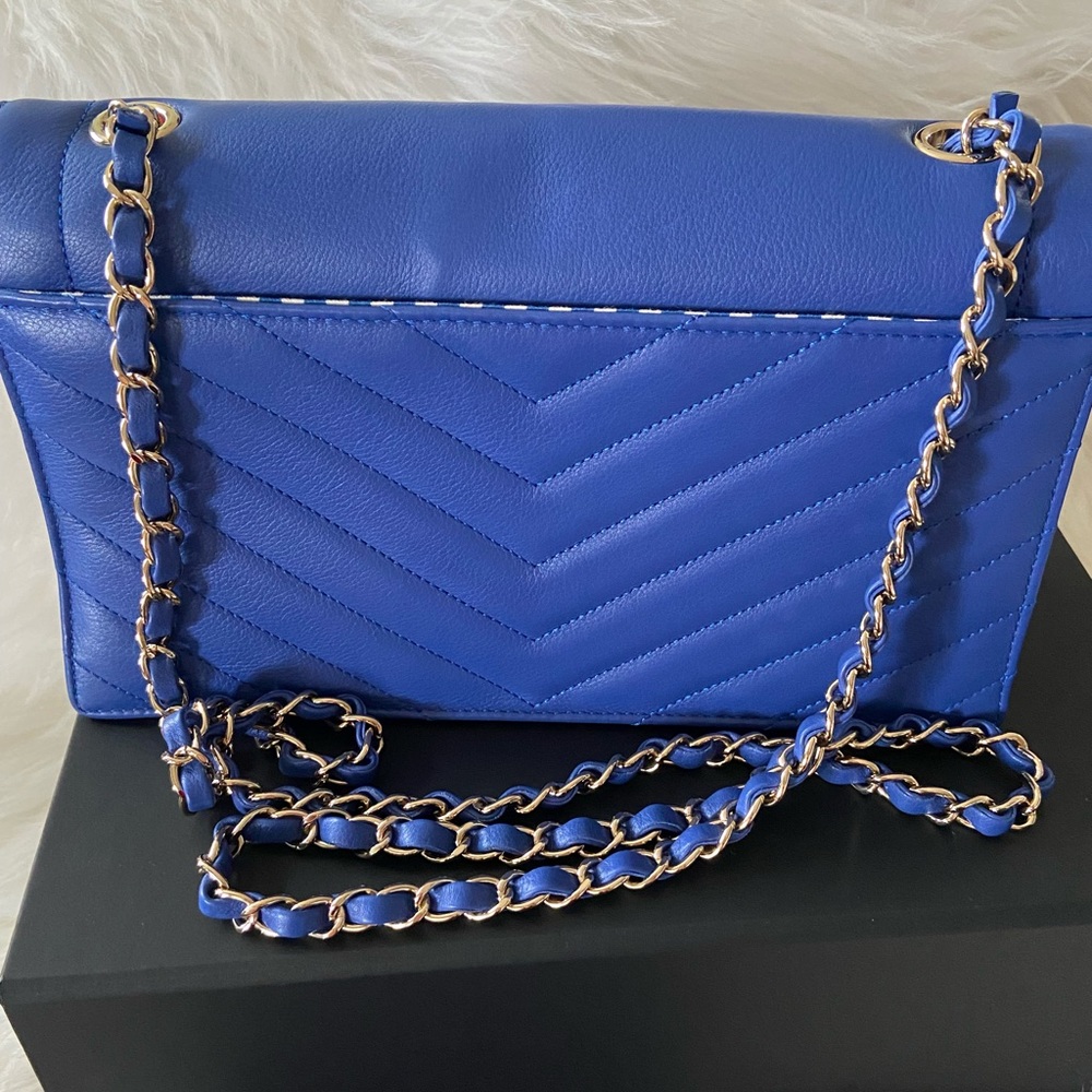 Authentic CHANEL Flap Bag with Gold Hardware.  Size Medium - Picture 4 of 13